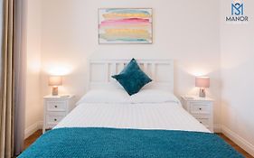Charming Chic Appartment With 24Hr Parking
